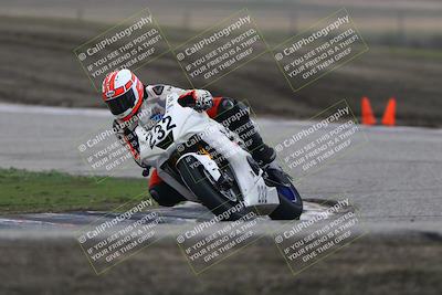 media/Nov-29-2025-TrackDaz (Sat) [[10ae2d9bce]]/B Group/Session 3 (Outside Grapevine)/